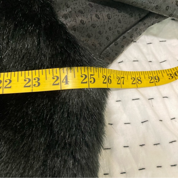 Vintage black faux fur/ostrich leather size 10 - Picture 7 of 12